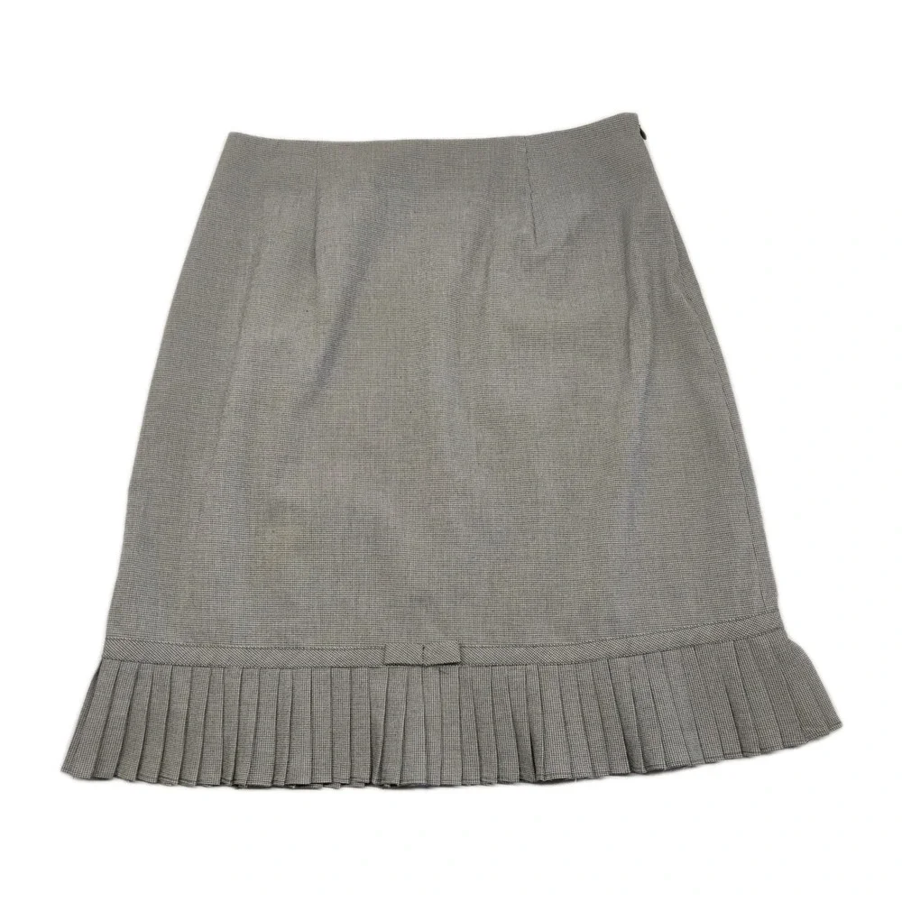 Larry Levine Stretch Womens 10 Houndstooth Black/Gray Pleated Bottom Skirt‎